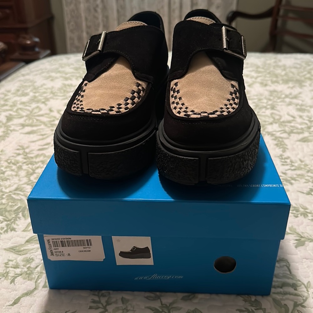 Women’s size 8 Fluevog Airy
